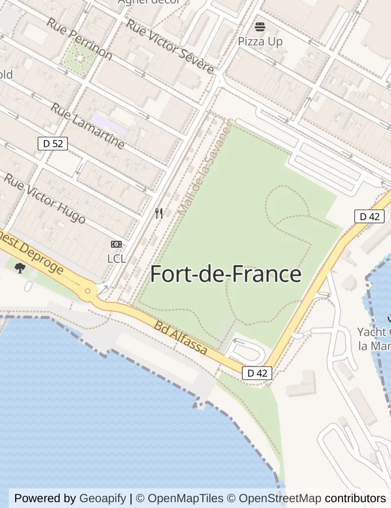 Closer street map of Fort de France, about ten minutes' walk from side to side, showing the streets and what is on them.