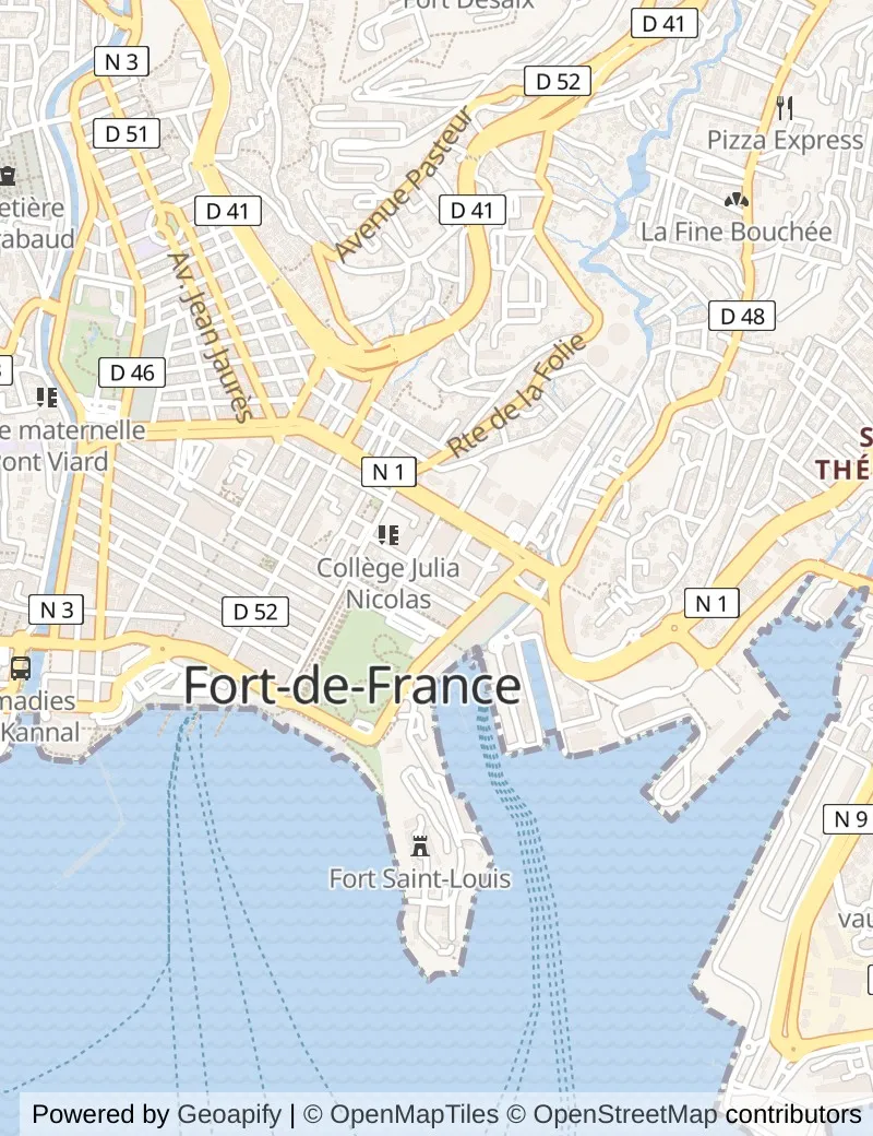 Street map of Fort de France, about half an hour's walk from side to side, with the cruise berth on it.