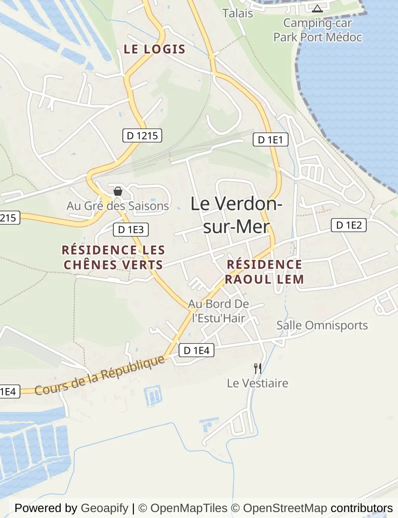Street map of Le Verdon (for Bordeaux), about half an hour's walk from side to side, with the cruise berth on it.
